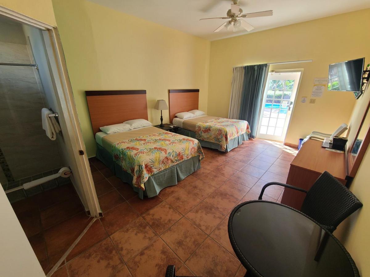 Hotel Lucia Beach Yabucoa Exterior photo